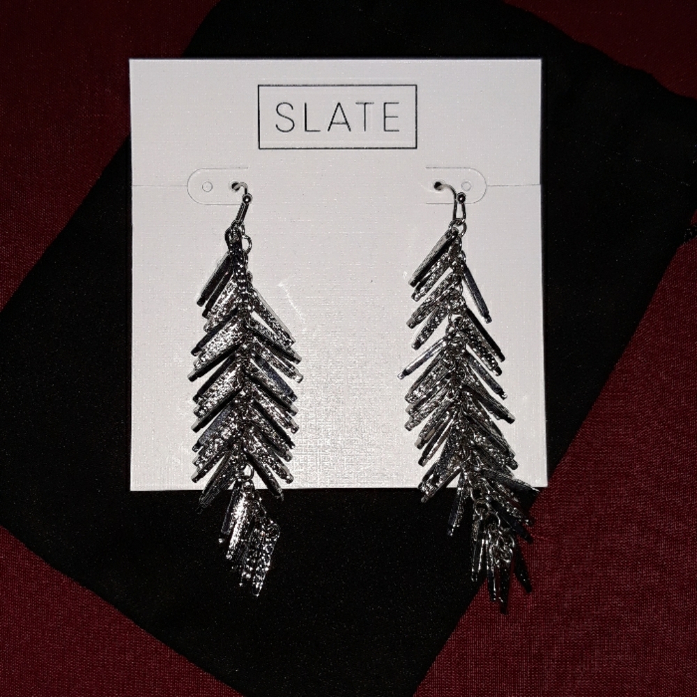 Fringe drop earrings